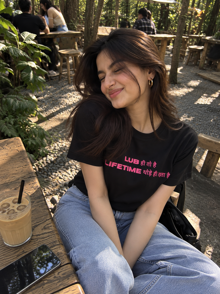 LOVE ON CONTRACT TEE